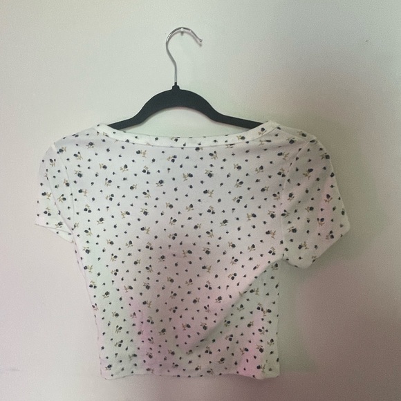 Aeropostale Floral Crop Top - Picture 3 of 3